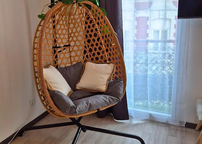 Le Pelerin - Clim - Vue - Gare Лурд